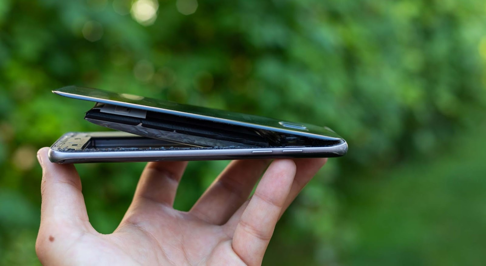Cập nhật hệ điều hành 7 năm nghĩa là đã đến lúc các hãng smartphone nên mang tính năng bị bỏ rơi này trở lại- Ảnh 3. Cập nhật hệ điều hành 7 năm nghĩa là đã đến lúc các hãng smartphone nên mang tính năng bị bỏ rơi này trở lại- Ảnh 3.