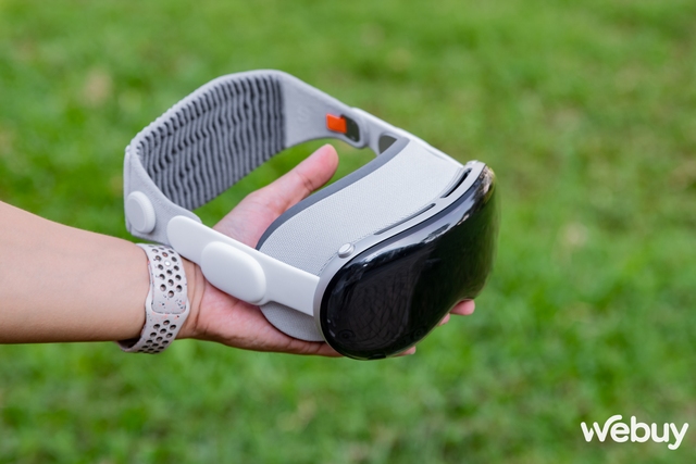 Trải nghiệm Apple Vision Pro: Những sự Trải nghiệm Apple Vision Pro: Những sự