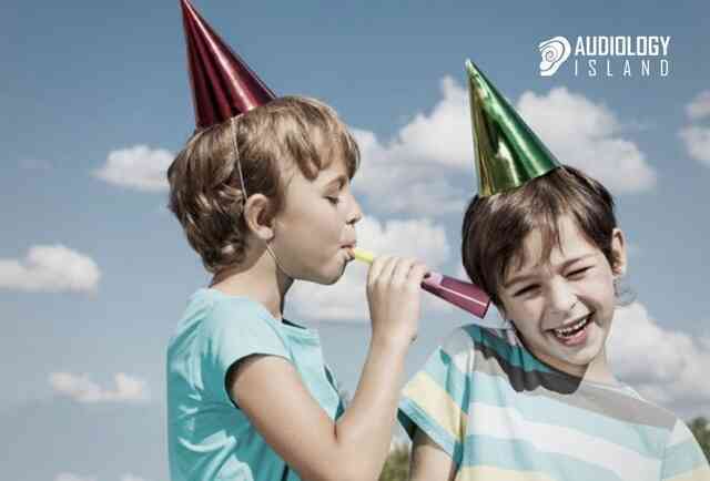 Tết hát karaoke quá 1 tiếng/ngày có thể khiến cả nhà bị tòe lông ốc tai, hiện chưa có thuốc chữa- Ảnh 13. Tết hát karaoke quá 1 tiếng/ngày có thể khiến cả nhà bị tòe lông ốc tai, hiện chưa có thuốc chữa- Ảnh 13.