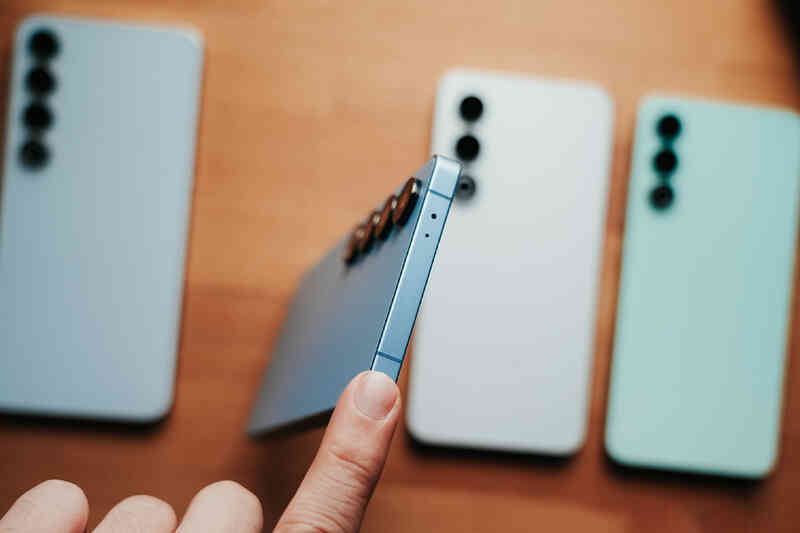 Chiếc máy này trông giống điện thoại Sony hơn cả điện thoại Sony- Ảnh 3. Chiếc máy này trông giống điện thoại Sony hơn cả điện thoại Sony- Ảnh 3.