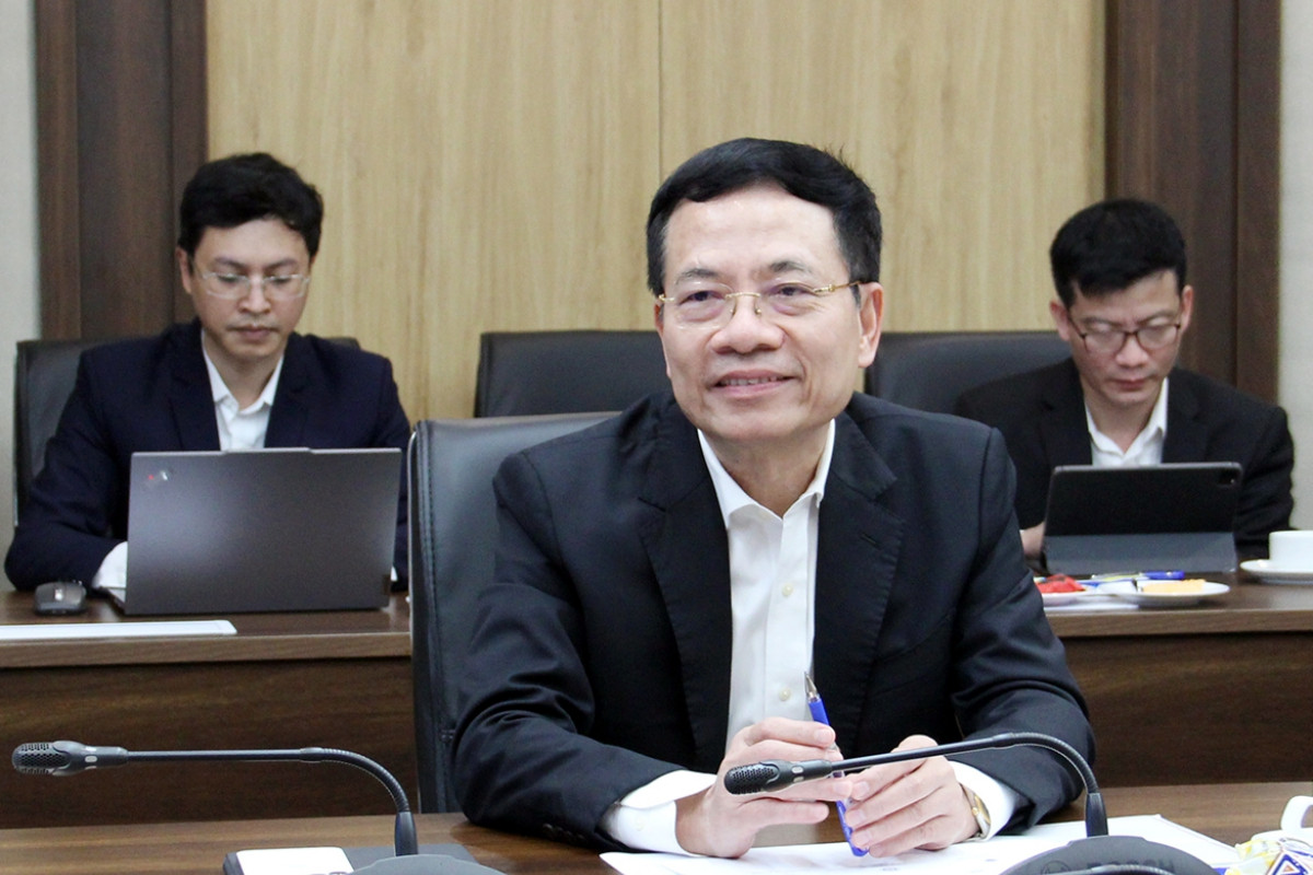 Bộ trưởng Nguyễn Mạnh Hùng: Ngành bán dẫn là ngành công nghiệp nền tảng