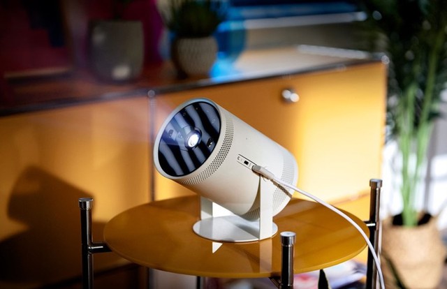 Samsung ra mắt loạt sản phẩm tích hợp AI mới tại Việt Nam: TV khung tranh, loa nghệ thuật và máy chiếu Freestyle 2- Ảnh 7. Samsung ra mắt loạt sản phẩm tích hợp AI mới tại Việt Nam: TV khung tranh, loa nghệ thuật và máy chiếu Freestyle 2- Ảnh 7.