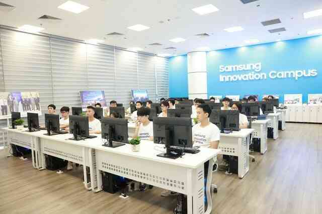 Cách thức Samsung triển khai lớp học AI, IoT, Big Data thúc đẩy nguồn nhân lực chất lượng cao - Ảnh 2. Cách thức Samsung triển khai lớp học AI, IoT, Big Data thúc đẩy nguồn nhân lực chất lượng cao - Ảnh 2.