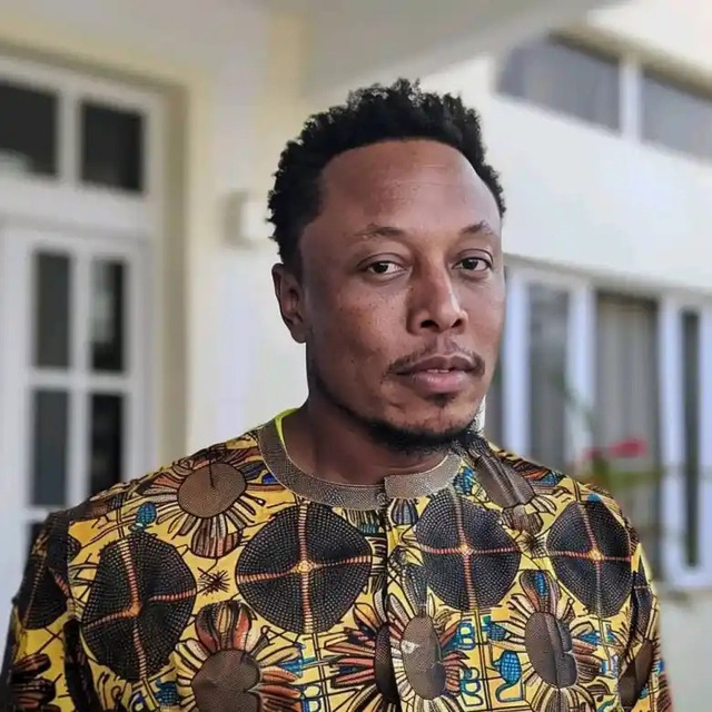 Người đàn ông Kenya tự nhận là con trai thất lạc của Elon Musk, kêu gọi CĐM quyên góp để đoàn tụ cùng cha