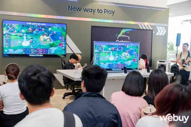 Bùng nổ Galaxy Campus Tour 2024: Sinh viên khám phá sức mạnh Galaxy AI trong học tập cũng như giải trí- Ảnh 14. Bùng nổ Galaxy Campus Tour 2024: Sinh viên khám phá sức mạnh Galaxy AI trong học tập cũng như giải trí- Ảnh 14.
