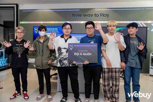 Bùng nổ Galaxy Campus Tour 2024: Sinh viên khám phá sức mạnh Galaxy AI trong học tập cũng như giải trí- Ảnh 15. Bùng nổ Galaxy Campus Tour 2024: Sinh viên khám phá sức mạnh Galaxy AI trong học tập cũng như giải trí- Ảnh 15.
