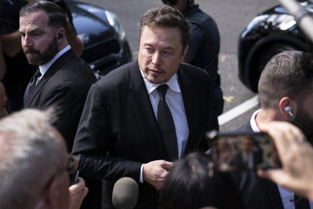 Elon Musk thất bại ‘toàn tập’ với X: Hơn 1 năm chưa thể lôi kéo người làm nội dung, nền tảng chi trả hoa hồng không nhất quán, thua xa YouTube, TikTok