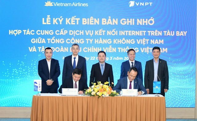 Hành khách sắp được thoải mái chat, lướt Facebook, TikTok... trên mọi chuyến bay của Vietnam Airlines