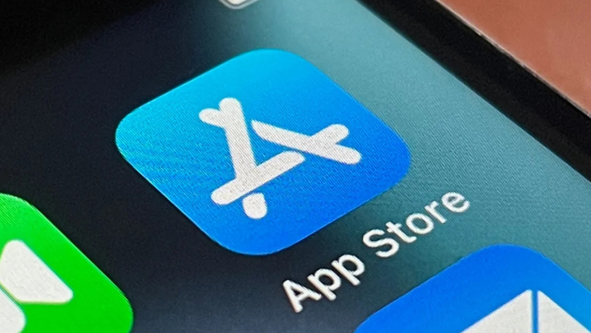 Phó chủ tịch cấp cao Marketing toàn cầu của Apple "bóng gió" về sự xuất hiện của AI tại WWDC24- Ảnh 4. Phó chủ tịch cấp cao Marketing toàn cầu của Apple "bóng gió" về sự xuất hiện của AI tại WWDC24- Ảnh 4.