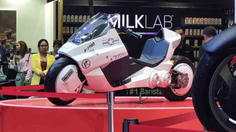 Xe máy điện lớn nhất thế giới có thể di chuyển 720 km sau mỗi lần sạc đầy!- Ảnh 5. Xe máy điện lớn nhất thế giới có thể di chuyển 720 km sau mỗi lần sạc đầy!- Ảnh 5.