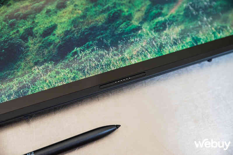 Cận cảnh ASUS Zenbook DUO: Laptop 2 màn hình OLED, thiết kế thông minh, lại còn có chip AI, đủ combo bước vào năm 2024- Ảnh 16. Cận cảnh ASUS Zenbook DUO: Laptop 2 màn hình OLED, thiết kế thông minh, lại còn có chip AI, đủ combo bước vào năm 2024- Ảnh 16.