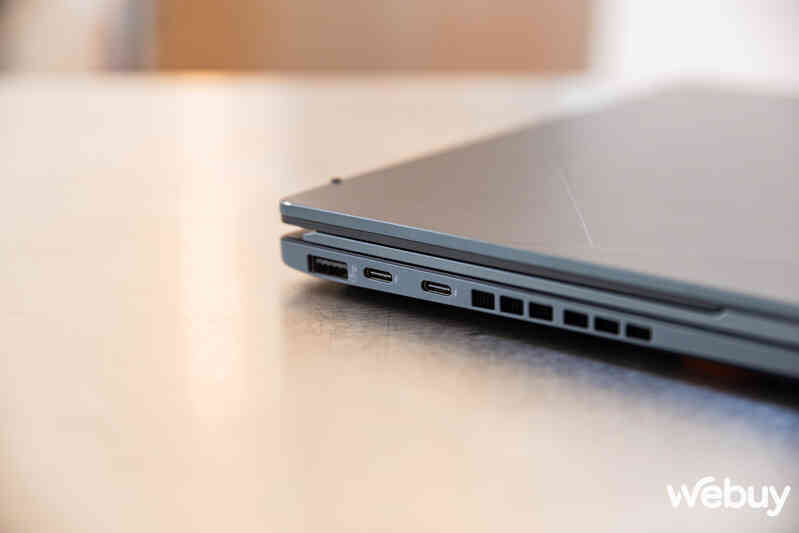 Cận cảnh ASUS Zenbook DUO: Laptop 2 màn hình OLED, thiết kế thông minh, lại còn có chip AI, đủ combo bước vào năm 2024- Ảnh 42. Cận cảnh ASUS Zenbook DUO: Laptop 2 màn hình OLED, thiết kế thông minh, lại còn có chip AI, đủ combo bước vào năm 2024- Ảnh 42.