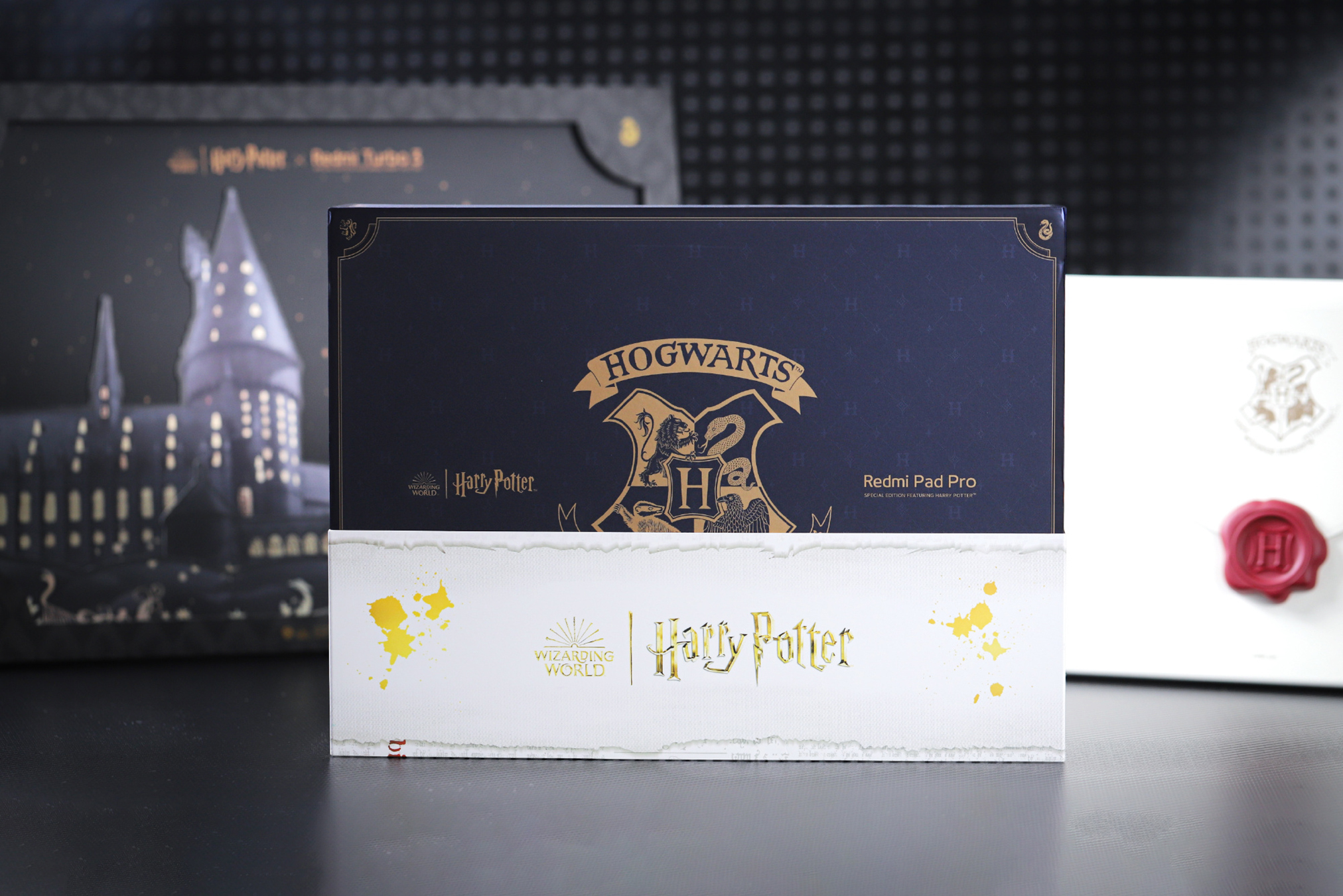 Cận cảnh máy tính bảng 12 inch giá rẻ của Xiaomi: Thiết kế đẹp như iPad, có cả bản Harry Potter đặc biệt cho các Potterheads mà giá chỉ hơn 5 triệu đồng- Ảnh 17. Cận cảnh máy tính bảng 12 inch giá rẻ của Xiaomi: Thiết kế đẹp như iPad, có cả bản Harry Potter đặc biệt cho các Potterheads mà giá chỉ hơn 5 triệu đồng- Ảnh 17.