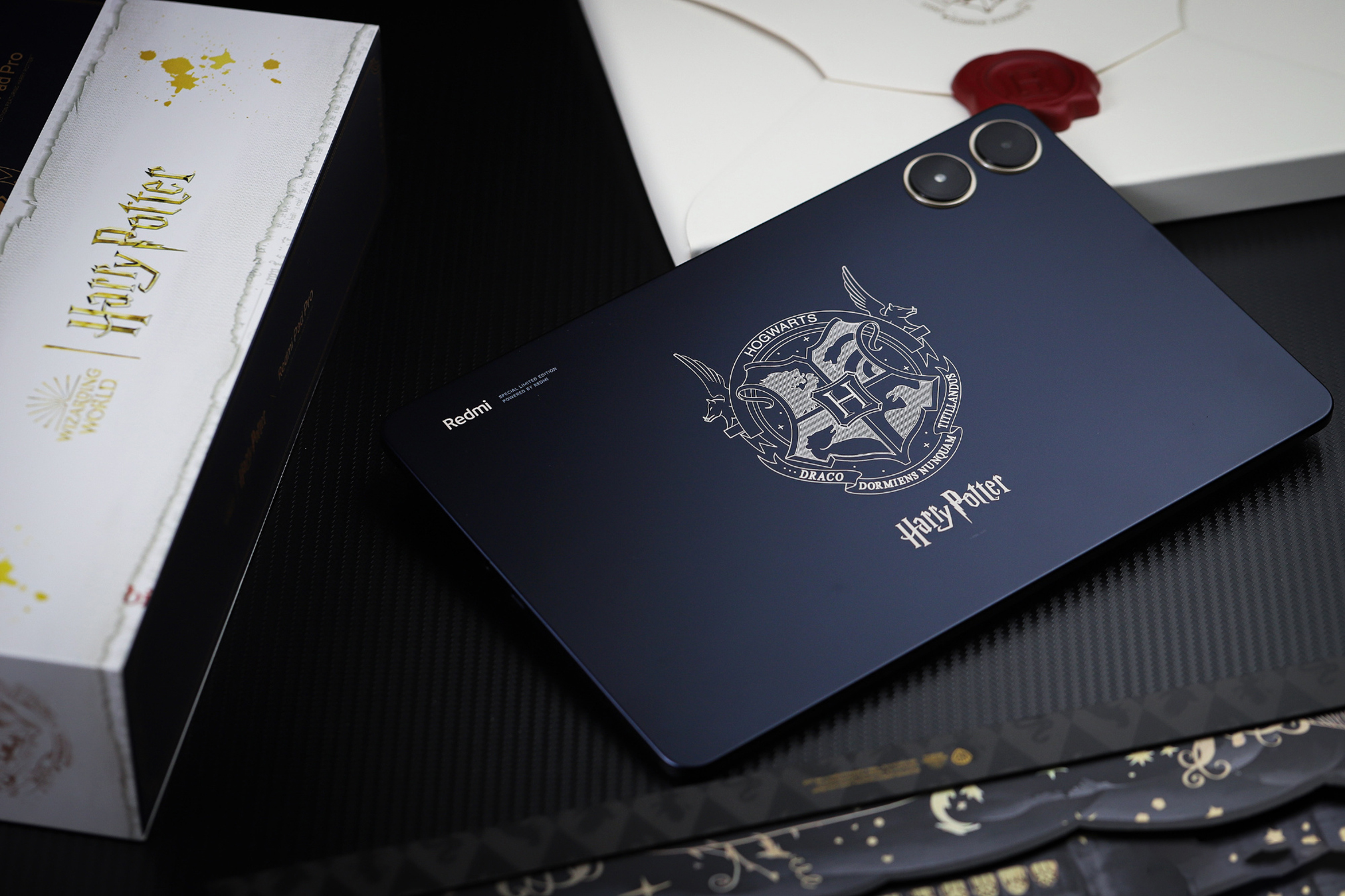 Cận cảnh máy tính bảng 12 inch giá rẻ của Xiaomi: Thiết kế đẹp như iPad, có cả bản Harry Potter đặc biệt cho các Potterheads mà giá chỉ hơn 5 triệu đồng- Ảnh 21. Cận cảnh máy tính bảng 12 inch giá rẻ của Xiaomi: Thiết kế đẹp như iPad, có cả bản Harry Potter đặc biệt cho các Potterheads mà giá chỉ hơn 5 triệu đồng- Ảnh 21.