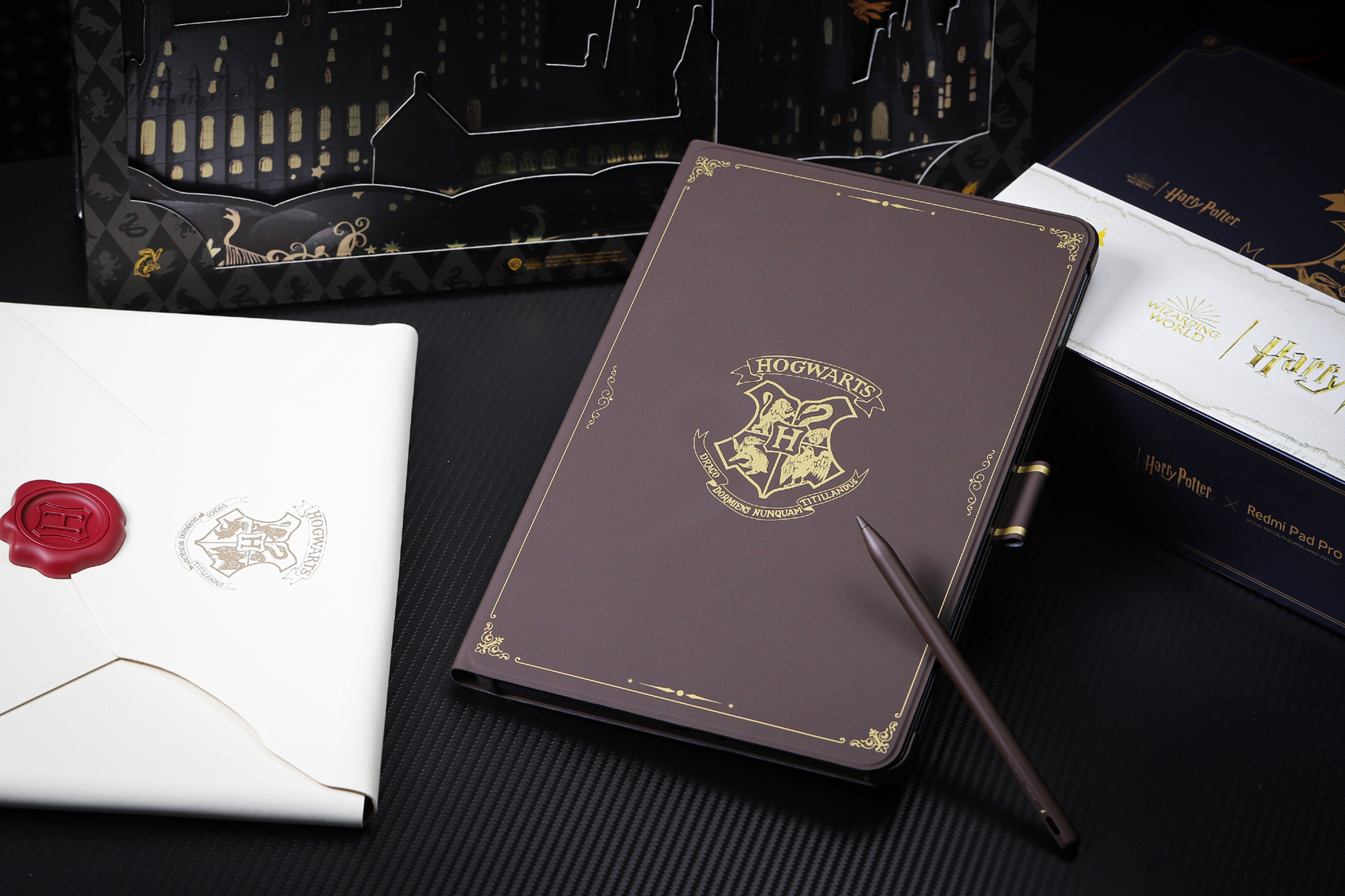 Cận cảnh máy tính bảng 12 inch giá rẻ của Xiaomi: Thiết kế đẹp như iPad, có cả bản Harry Potter đặc biệt cho các Potterheads mà giá chỉ hơn 5 triệu đồng- Ảnh 24. Cận cảnh máy tính bảng 12 inch giá rẻ của Xiaomi: Thiết kế đẹp như iPad, có cả bản Harry Potter đặc biệt cho các Potterheads mà giá chỉ hơn 5 triệu đồng- Ảnh 24.