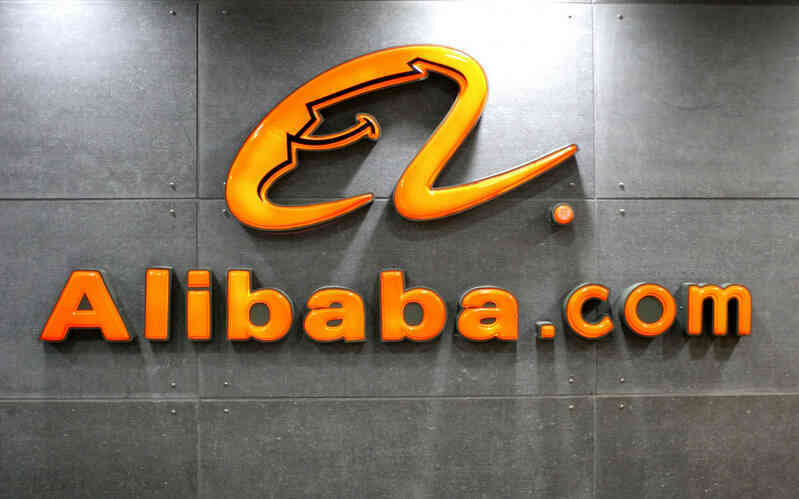 Cổ phiếu Alibaba tăng vọt sau bài đăng của nhà sáng lập Jack Ma với lời khen về sự chuyển đổi của gã khổng lồ công nghệ này