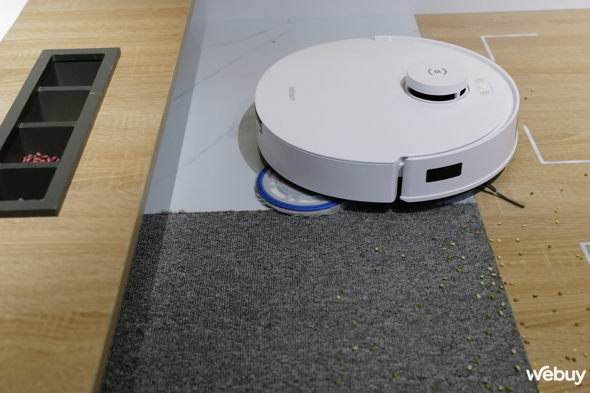 Ecovacs ra mắt robot hút bụi cao cấp tại Việt Nam: Giá gần 30 triệu đồng, được trang bị loạt tính năng cực đỉnh- Ảnh 5. Ecovacs ra mắt robot hút bụi cao cấp tại Việt Nam: Giá gần 30 triệu đồng, được trang bị loạt tính năng cực đỉnh- Ảnh 5.