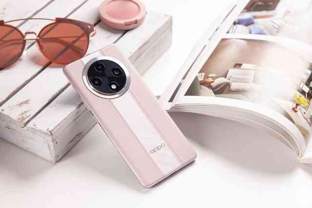 OPPO ra mắt smartphone tầm trung "siêu chống nước", có bảo hành chống nước một năm, giá 6,9 triệu đồng- Ảnh 2. OPPO ra mắt smartphone tầm trung "siêu chống nước", có bảo hành chống nước một năm, giá 6,9 triệu đồng- Ảnh 2.