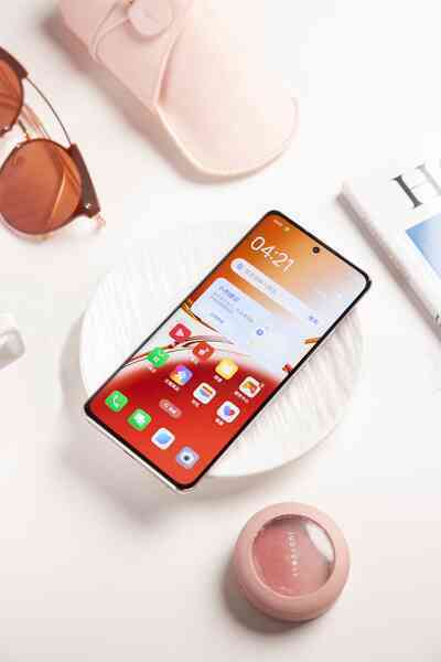 OPPO ra mắt smartphone tầm trung "siêu chống nước", có bảo hành chống nước một năm, giá 6,9 triệu đồng- Ảnh 5. OPPO ra mắt smartphone tầm trung "siêu chống nước", có bảo hành chống nước một năm, giá 6,9 triệu đồng- Ảnh 5.