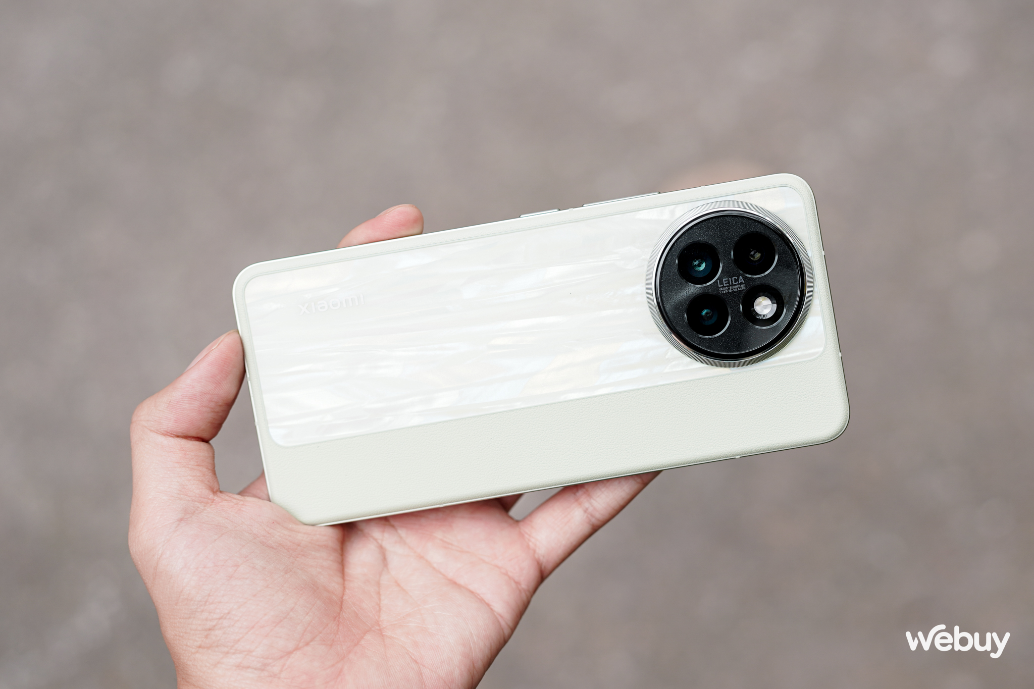 Trên tay Xiaomi Civi 4 Pro: Smartphone tầm trung thôi nhưng có thiết kế quá đẹp, chip Snapdragon 8s Gen 3 cực mạnh, camera Leica không thua kém gì Xiaomi 14 Ultra- Ảnh 16. Trên tay Xiaomi Civi 4 Pro: Smartphone tầm trung thôi nhưng có thiết kế quá đẹp, chip Snapdragon 8s Gen 3 cực mạnh, camera Leica không thua kém gì Xiaomi 14 Ultra- Ảnh 16.