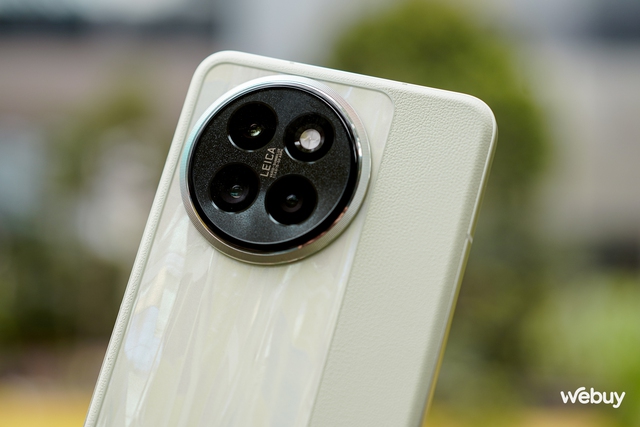 Trên tay Xiaomi Civi 4 Pro: Smartphone tầm trung thôi nhưng có thiết kế quá đẹp, chip Snapdragon 8s Gen 3 cực mạnh, camera Leica không thua kém gì Xiaomi 14 Ultra- Ảnh 4.
