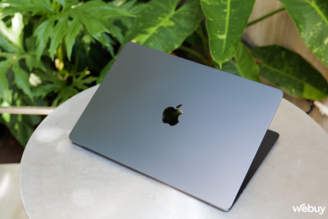 Trải nghiệm nhanh MacBook Air M3: Bình cũ nhưng rượu có mới không?- Ảnh 21. Trải nghiệm nhanh MacBook Air M3: Bình cũ nhưng rượu có mới không?- Ảnh 21.