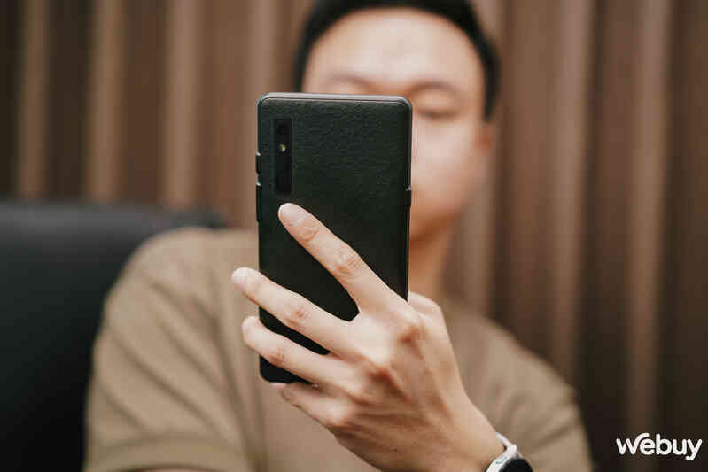 Bạn tôi mua thiết bị Android màn hình trắng đen, không cắm được SIM với giá tới gần 8 triệu- Ảnh 13. Bạn tôi mua thiết bị Android màn hình trắng đen, không cắm được SIM với giá tới gần 8 triệu- Ảnh 13.