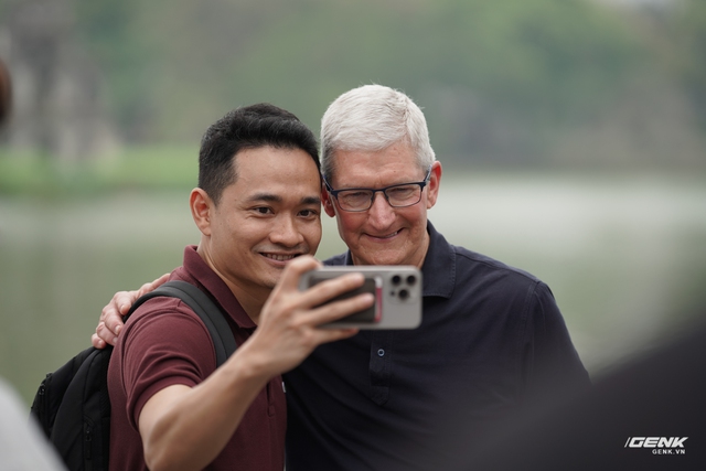 CEO Tim Cook hé lộ lý do bất ngờ: Vì sao người Việt đam mê đồ Apple đến vậy- Ảnh 5. CEO Tim Cook hé lộ lý do bất ngờ: Vì sao người Việt đam mê đồ Apple đến vậy- Ảnh 5.