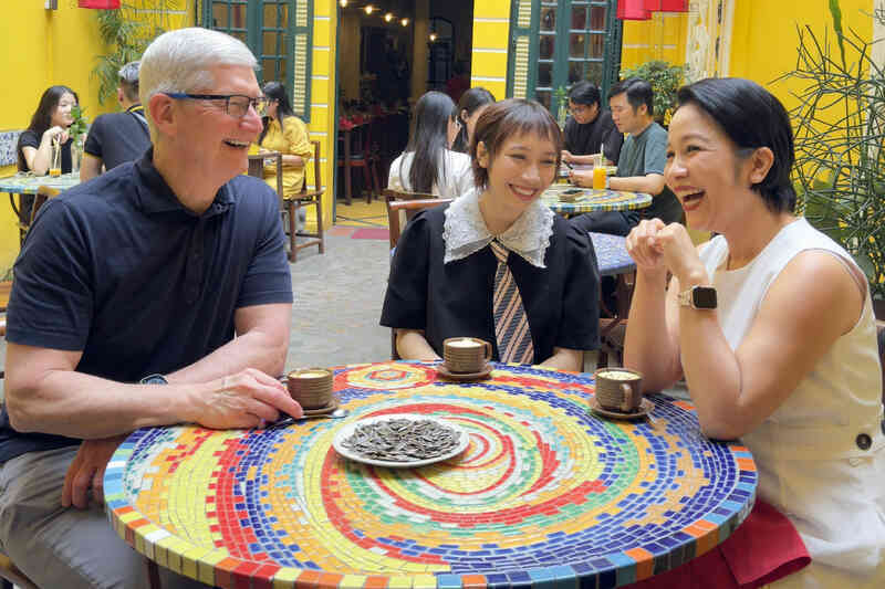 Tim Cook dự định gì khi sang Việt Nam?