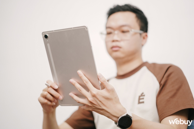 Trải nghiệm loạt tính năng Galaxy AI vừa được cập nhật trên máy tính bảng Galaxy Tab S9