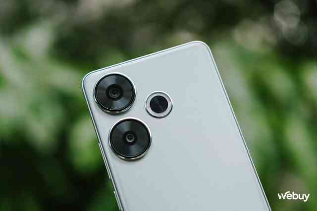 Smartphone Xiaomi giá hơn 7 triệu có chip Snapdragon 8s Gen 3 mạnh ngang ngửa Galaxy S24 Ultra, màn hình 120Hz, sạc 90W- Ảnh 5. Smartphone Xiaomi giá hơn 7 triệu có chip Snapdragon 8s Gen 3 mạnh ngang ngửa Galaxy S24 Ultra, màn hình 120Hz, sạc 90W- Ảnh 5.