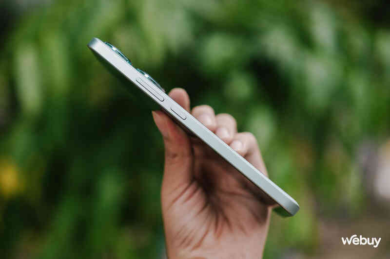 Smartphone Xiaomi giá hơn 7 triệu có chip Snapdragon 8s Gen 3 mạnh ngang ngửa Galaxy S24 Ultra, màn hình 120Hz, sạc 90W- Ảnh 9. Smartphone Xiaomi giá hơn 7 triệu có chip Snapdragon 8s Gen 3 mạnh ngang ngửa Galaxy S24 Ultra, màn hình 120Hz, sạc 90W- Ảnh 9.