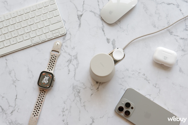 Đế sạc không dây 2 trong 1 dành cho người dùng hệ "Táo": Thiết kế tối giản, hỗ trợ MagSafe 15W, sạc đồng thời iPhone và Apple Watch/AirPods- Ảnh 6. Đế sạc không dây 2 trong 1 dành cho người dùng hệ "Táo": Thiết kế tối giản, hỗ trợ MagSafe 15W, sạc đồng thời iPhone và Apple Watch/AirPods- Ảnh 6.