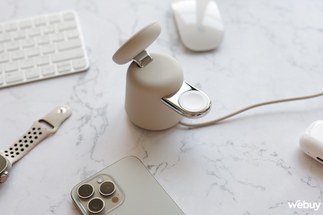 Đế sạc không dây 2 trong 1 dành cho người dùng hệ "Táo": Thiết kế tối giản, hỗ trợ MagSafe 15W, sạc đồng thời iPhone và Apple Watch/AirPods- Ảnh 9. Đế sạc không dây 2 trong 1 dành cho người dùng hệ "Táo": Thiết kế tối giản, hỗ trợ MagSafe 15W, sạc đồng thời iPhone và Apple Watch/AirPods- Ảnh 9.