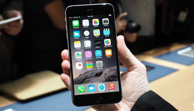 Mẫu iPhone bán chạy nhất lịch sử vừa được Apple tuyên bố lỗi thời