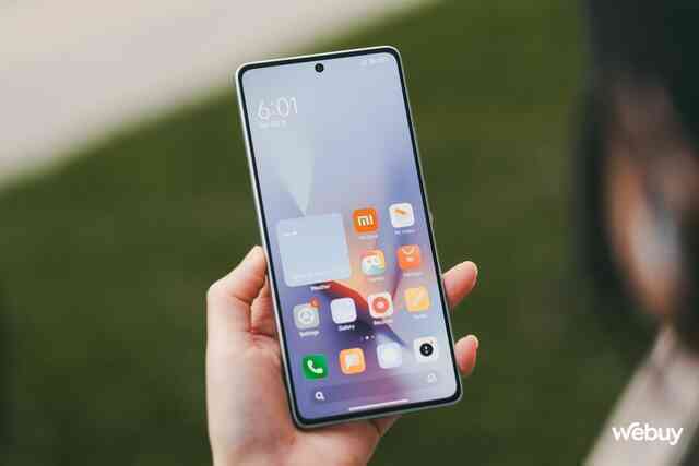 Smartphone Xiaomi này giá dưới 5 triệu có Snapdragon 7+ Gen 2 một triệu điểm AnTuTu, màn hình OLED 120Hz, pin 5000mAh- Ảnh 22. Smartphone Xiaomi này giá dưới 5 triệu có Snapdragon 7+ Gen 2 một triệu điểm AnTuTu, màn hình OLED 120Hz, pin 5000mAh- Ảnh 22.
