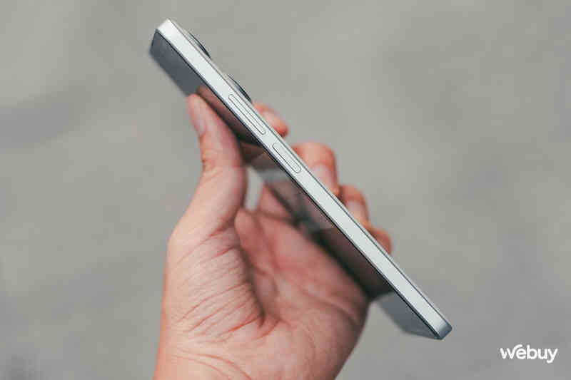 Smartphone Xiaomi này giá dưới 5 triệu có Snapdragon 7+ Gen 2 một triệu điểm AnTuTu, màn hình OLED 120Hz, pin 5000mAh- Ảnh 5. Smartphone Xiaomi này giá dưới 5 triệu có Snapdragon 7+ Gen 2 một triệu điểm AnTuTu, màn hình OLED 120Hz, pin 5000mAh- Ảnh 5.