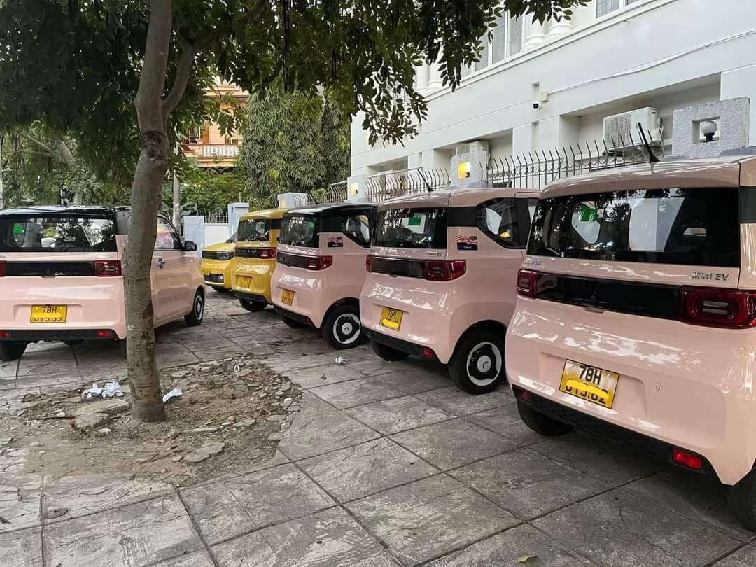 Ô tô điện rẻ nhất Việt Nam bất ngờ được sử dụng để chạy taxi- Ảnh 4.