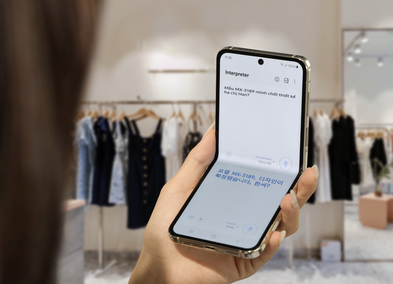 Cách Galaxy Z Flip5 mê hoặc giới trẻ với sức mạnh Galaxy AI- Ảnh 5. Cách Galaxy Z Flip5 mê hoặc giới trẻ với sức mạnh Galaxy AI- Ảnh 5.