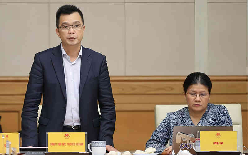 hoi thao.jpg