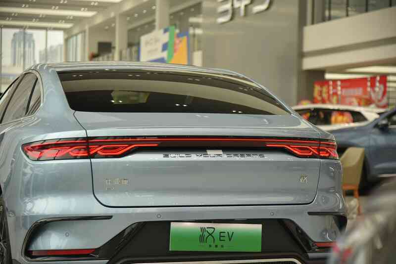 BYD Han EV sắp về Việt Nam dễ ‘hot’: Dáng như Taycan, chạy Hà Nội - Quảng Trị chỉ cần 1 lần sạc- Ảnh 6. BYD Han EV sắp về Việt Nam dễ ‘hot’: Dáng như Taycan, chạy Hà Nội - Quảng Trị chỉ cần 1 lần sạc- Ảnh 6.