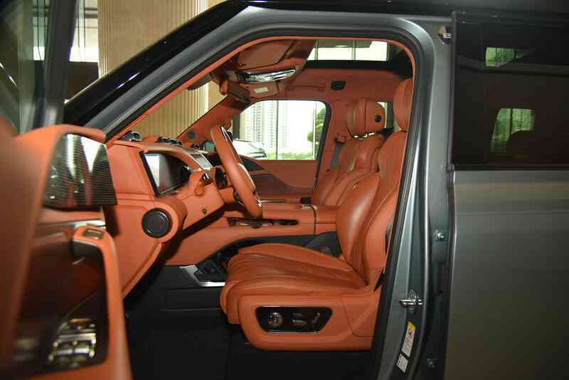 Khám phá ‘siêu SUV giá rẻ’ đấu Defender có thể về Việt Nam: Mạnh gần 1.200 mã lực, lội nước sâu 1m, chạy 1.000km mới phải sạc- Ảnh 27. img