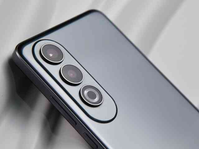 OPPO ra mắt smartphone tầm trung giá chỉ hơn 6 triệu đồng: Thiết kế đẹp, chip Snapdragon 7 Gen 3, sạc 100W- Ảnh 5.