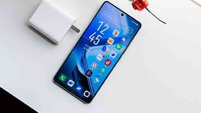 Đây là đối thủ của Redmi Turbo 3: Cùng có chip Snapdragon 8s Gen 3, giá tương đương nhưng có tính năng này xịn hơn mà game thủ sẽ thích- Ảnh 8. Đây là đối thủ của Redmi Turbo 3: Cùng có chip Snapdragon 8s Gen 3, giá tương đương nhưng có tính năng này xịn hơn mà game thủ sẽ thích- Ảnh 8.