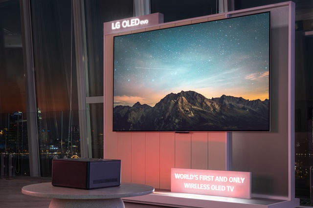 LG ra mắt TV OLED evo 4K không dây: Hộp kết nối đặt xa đến 9 mét, hình ảnh và âm thanh đều có AI- Ảnh 3. LG ra mắt TV OLED evo 4K không dây: Hộp kết nối đặt xa đến 9 mét, hình ảnh và âm thanh đều có AI- Ảnh 3.