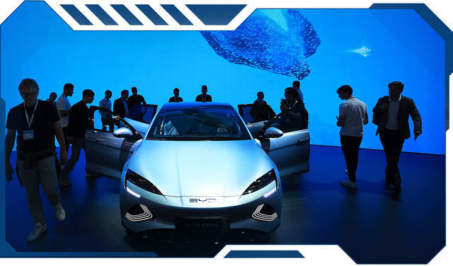 BYD - đối thủ khiến 'superman' Elon Musk phải cúi đầu : Tự coi mình là ‘cường quốc’ sản xuất công nghệ xanh, tham vọng không chỉ dừng lại ở ô tô hay biên giới Trung Quốc- Ảnh 3. BYD - đối thủ khiến 'superman' Elon Musk phải cúi đầu : Tự coi mình là ‘cường quốc’ sản xuất công nghệ xanh, tham vọng không chỉ dừng lại ở ô tô hay biên giới Trung Quốc- Ảnh 3.