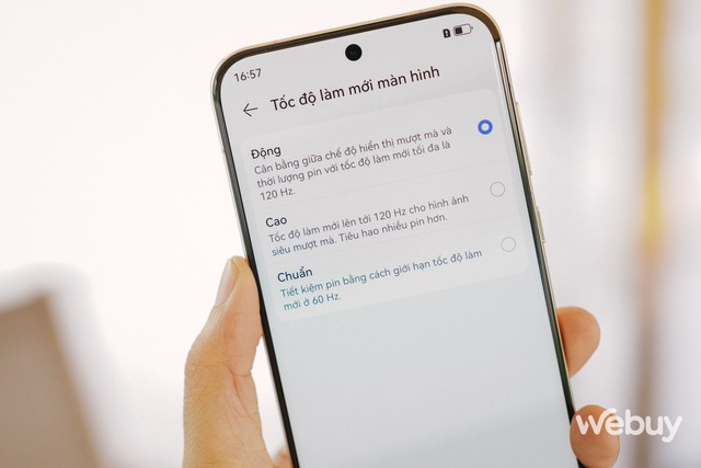 Cận cảnh 'quái vật camera' Huawei Pura 70 Ultra: Camera thò thụt, thay đổi được khẩu độ và AI xóa vật rất nhanh- Ảnh 3. Cận cảnh 'quái vật camera' Huawei Pura 70 Ultra: Camera thò thụt, thay đổi được khẩu độ và AI xóa vật rất nhanh- Ảnh 3.