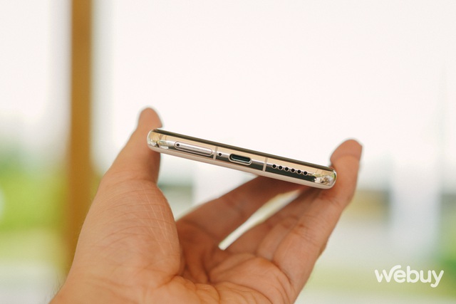 Cận cảnh 'quái vật camera' Huawei Pura 70 Ultra: Camera thò thụt, thay đổi được khẩu độ và AI xóa vật rất nhanh- Ảnh 6. Cận cảnh 'quái vật camera' Huawei Pura 70 Ultra: Camera thò thụt, thay đổi được khẩu độ và AI xóa vật rất nhanh- Ảnh 6.