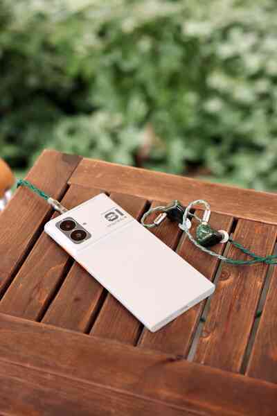 Đây là "máy nghe nhạc" chạy Android: Chip Dimensity 7050, màn hình OLED, khả năng nghe nhạc cực đỉnh, giá 8,8 triệu đồng- Ảnh 11. Đây là "máy nghe nhạc" chạy Android: Chip Dimensity 7050, màn hình OLED, khả năng nghe nhạc cực đỉnh, giá 8,8 triệu đồng- Ảnh 11.