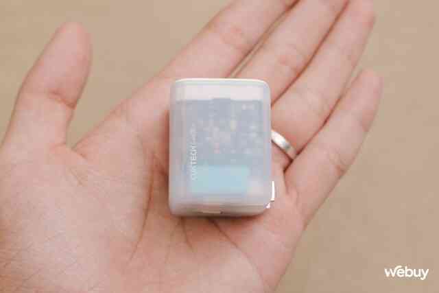 Củ sạc Xiaomi cho iPhone đáng mua nhất: Thiết kế "tí hon" trong suốt cực đẹp, công suất 30W sạc được cả MacBook, giá chỉ 170.000 đồng- Ảnh 5. Củ sạc Xiaomi cho iPhone đáng mua nhất: Thiết kế "tí hon" trong suốt cực đẹp, công suất 30W sạc được cả MacBook, giá chỉ 170.000 đồng- Ảnh 5.
